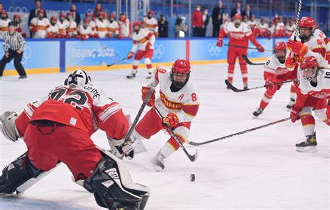 【冬奥】绝杀！中国女子冰球队逆转丹麦队收获首胜