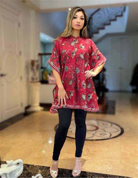 Women Red Short Kaftan online shopping singapore | Short Kurtis ...