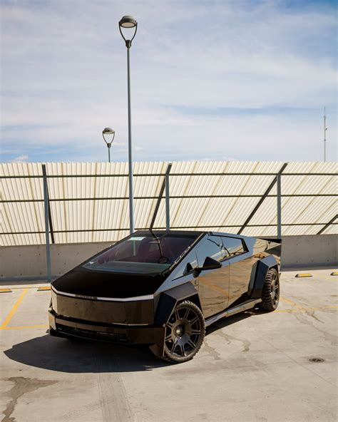 Mexican Tuner Shows Off Widebody Tesla Cybertruck On 26-Inch Wheels | Carscoops