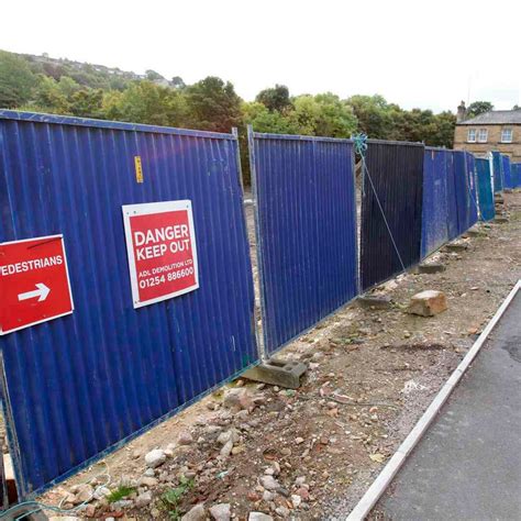 Adrienne Forrest's Instagram, Twitter & Facebook on IDCrawl