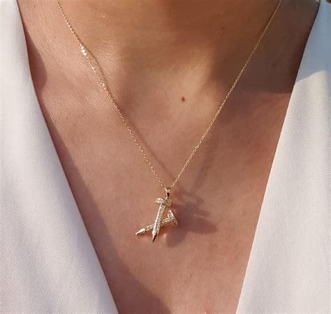 Crystal Nail Necklace (Gold) – LOLO LéPA