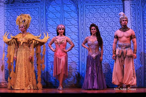 10 DATOS DETRÁS DE LA MAGIA DE ALADDIN: EL MUSICAL | Bogart Magazine