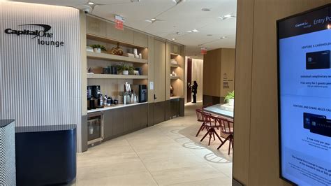 The Capital One Lounge Dallas DFW is fabulous - Monkey Miles