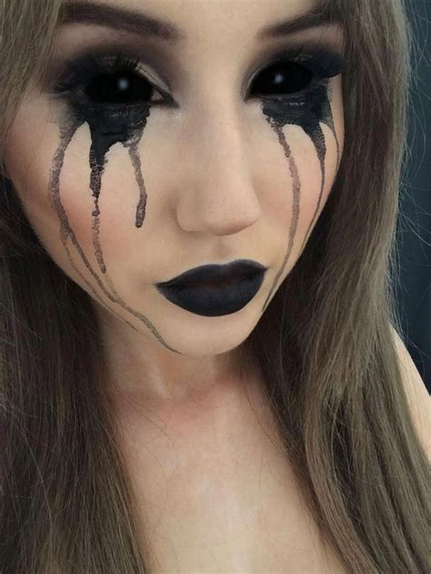 black eye makeup halloween