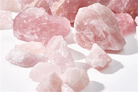 Rose Quartz Stone: Its Meaning, Properties & Value