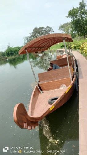 Tourism Boats - Catamaran Boat 25 Seater without OBM Manufacturer from Pune