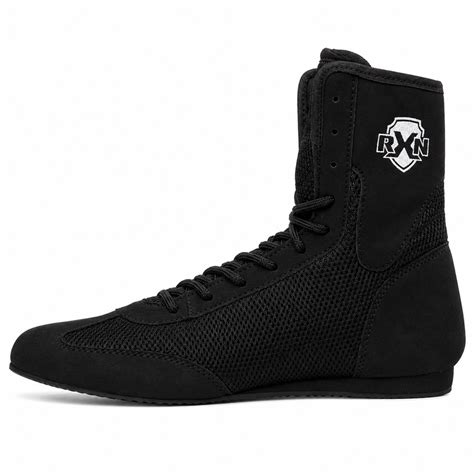 Badminton Shoes Guide: Best Non-Marking Shoes for Men & Women – RXN SPORTS