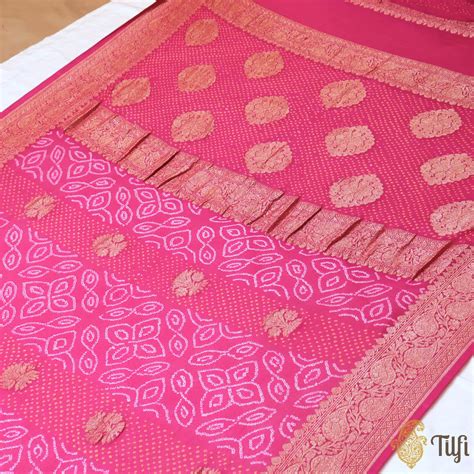 Magenta Pure Georgette Banarasi Bandhani Handloom Saree - Tilfi