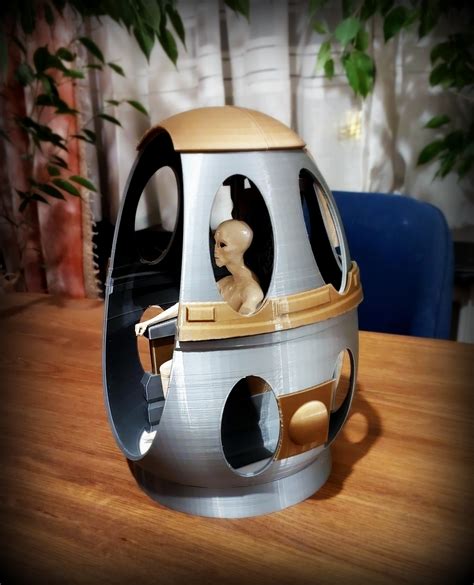 Remote Control Alien 的图像结果