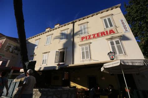 TOMATO OLD TOWN ENTRANCE (Dubrovnik) - Apartment Reviews, Photos, Rate ...