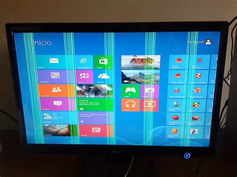Computer Screen Green Lines 的图像结果