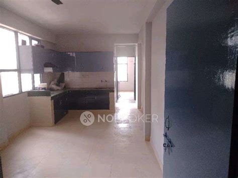 Adore Happy Homes Accord Hospital Road Rent - WITHOUT BROKERAGE Semi ...