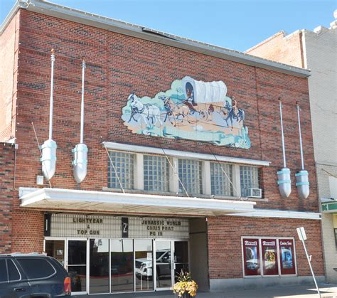Nebraska Movie Theatres | RoadsideArchitecture.com
