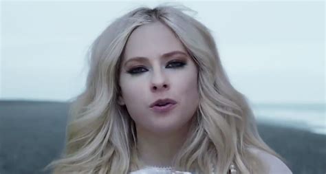 Avril Lavigne’s ‘Head Above Water’ Music Video Debuts – Watch Now! | Avril Lavigne, Music | Just ...