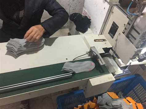 厂家供应新型WAGMS－20全自动袜子包装设备 袜子包装机械-阿里巴巴