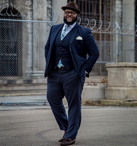 10 Fashion Tips for Plus-Size Men to Wear in Office (With images ...