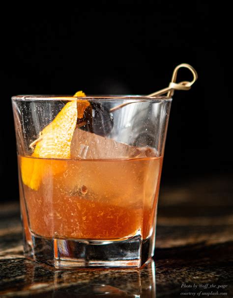 Rusty Nail Cocktail Recipe — THE SHAKEN COCKTAIL