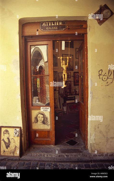 Art Shop 的图像结果