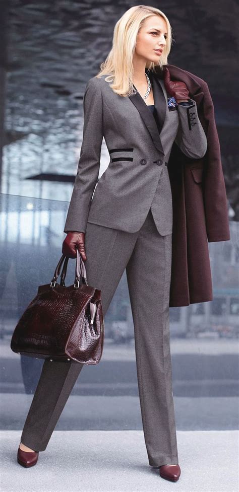 Women Business Suit Outfits 的图像结果