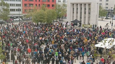 Demos gegen „Corona-Wahnsinn“ - UnserTirol24