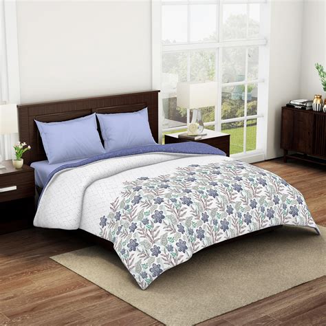 Buy SPACES Essentials Cotton Floral Print Double Quilt from Spaces at ...
