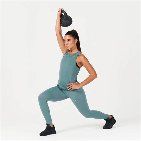 Kettlebell Swing Workout 的图像结果