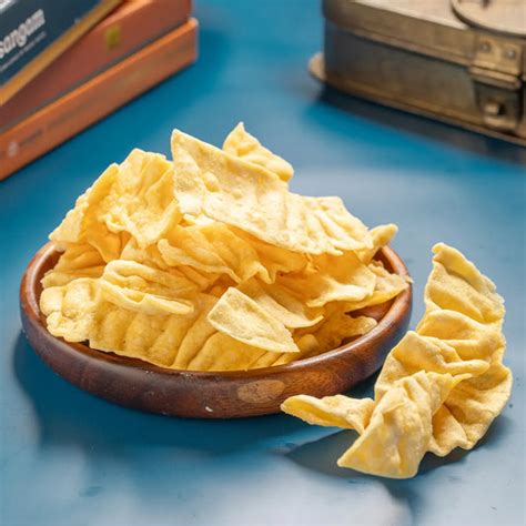 Buy Namkeens & Snacks Online in Bangalore | Sangam Sweets