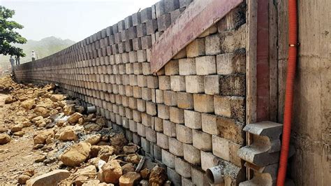 The second lane of the Versova Bridge on the Mumbai-Ahmedabad highway ...