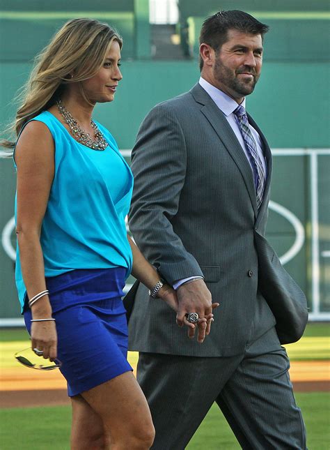 Jason Varitek's wife blasts Curt Schilling for Tim Wakefield cancer reveal