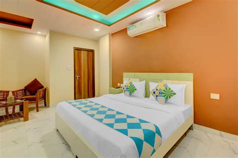 Shri Drona Hotel | Hotel in Indirapuram