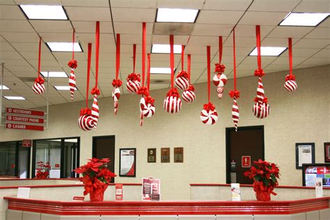 christmas decorations ideas for the office