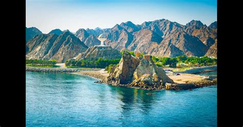 10,708 Cheap Flights from India to Oman in 2026 | momondo