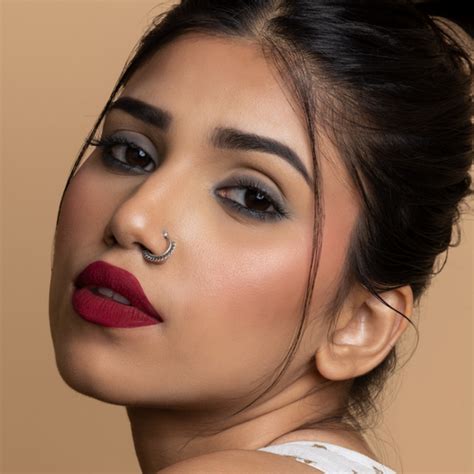 MyHues Comfort Matte Liquid Lipstick Fuljhadi Burgundy - Non-Drying ...
