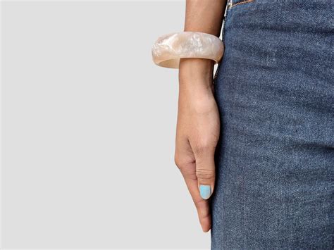 RESIN BANGLE (PEARL WHITE) - 2.4 to 2.6 – UnfoldSelf