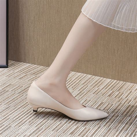 2023年春秋季新款尖头法式小高跟鞋白色浅口百搭超细跟女单鞋12cm-Taobao