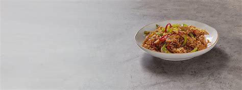 7-Ingredient Stir-Fries | 2 Quick & Delicious Recipes - MYPROTEIN™