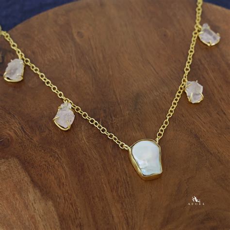 Aishani Golden Tetra Raw Stone + Baroque Neckpiece – Adore By Priyanka