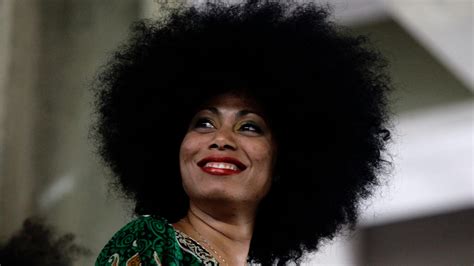 Revolutionary coif: Cuban artist uses hair styles to shine light on ...