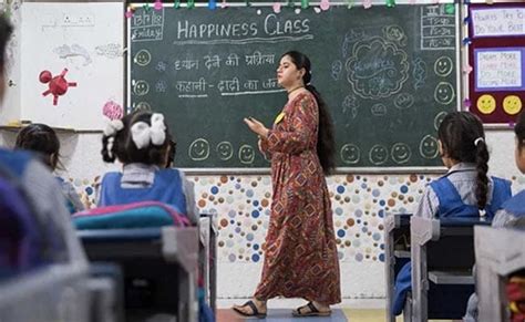 दिल्ली में प्राइवेट स्कूलों की छुट्टियां बढ़ाने को लेकर CTI ने डिप्टी ...