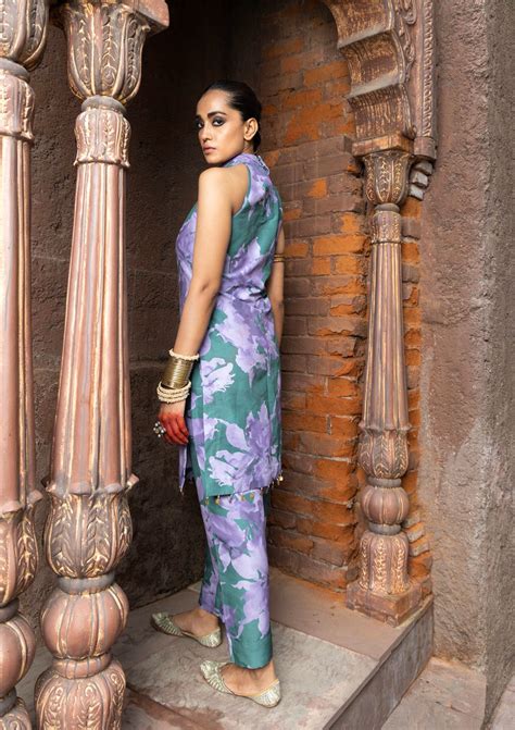 Arushi Mehra in Amara Orchid Halter Neck Kurta Set – Seeaash