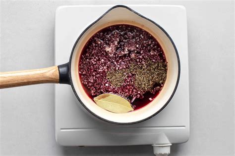 What Is Bordelaise Sauce at Jamie Spinelli blog