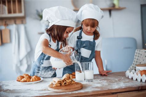 Easiest Recipes To Bake With Kids: Top 5 Child-Friendly Dishes Most ...