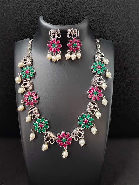 The Jewelbox - India's Most Loved and Trusted Online Jewellery Store