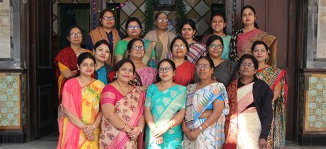 Holy Child Institute :: Girls' Higher Secondary School