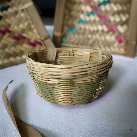 The Local Store NB 的图像结果