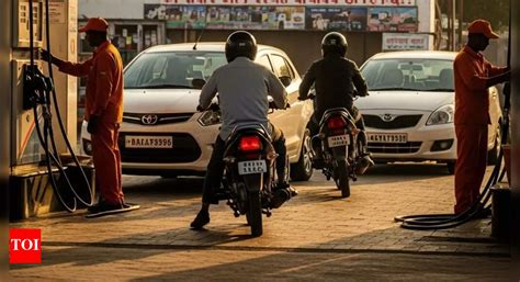 Beware! Petrol pumps to refuse fuel to these vehicles from July 1: Here ...