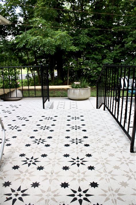 Stenciled concrete patio | Yer döşemesi̇, Bahçe, Stencil