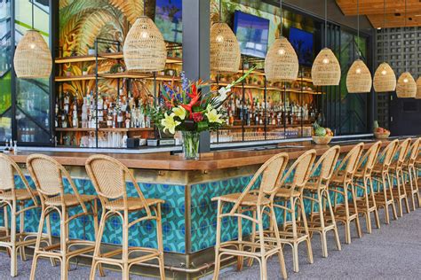 Lylo Swim Club - Cocktail Bar Restaurant in Phoenix, AZ | The Vendry