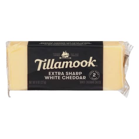 Tillamook Extra Sharp White Cheddar Cheese 8 oz 8 oz | Shipt