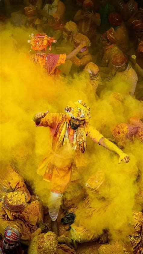 Braj Ki Holi 2023: Happy Holi wishes, quotes, status and images to ...